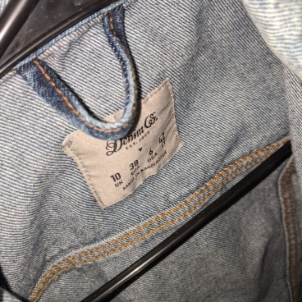 Jean jacket - Picture 2 of 2